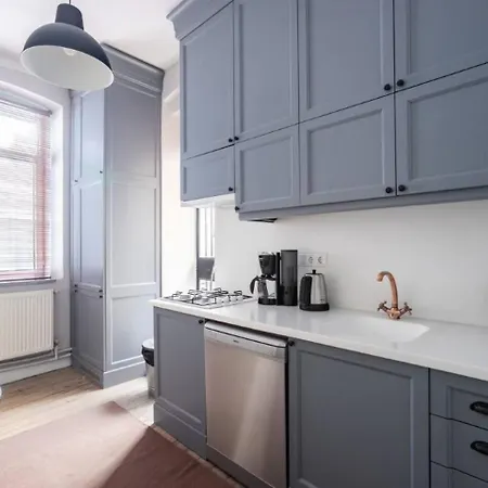 Lägenhet Authentic Charming 3bed15bath Home! #379 *