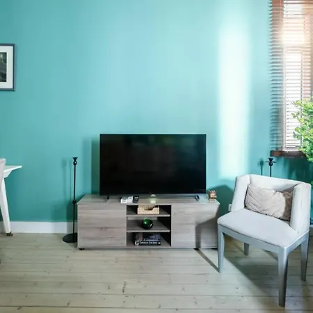 Authentic Charming 3bed15bath Home! #379 Lägenhet Istanbul