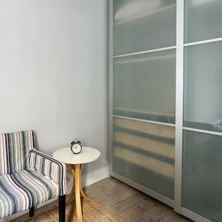Appartement Authentic Charming 3bed15bath Home! #379