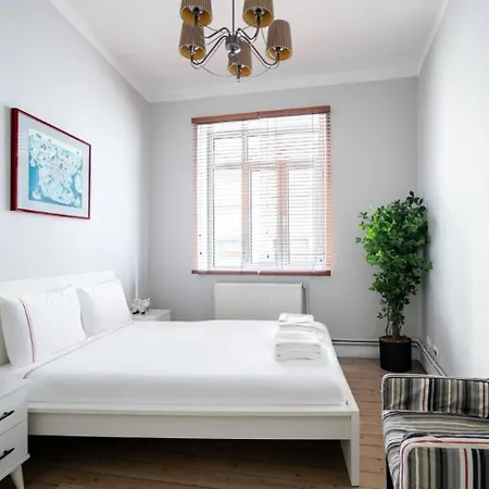 Authentic Charming 3bed15bath Home! #379 Appartement *
